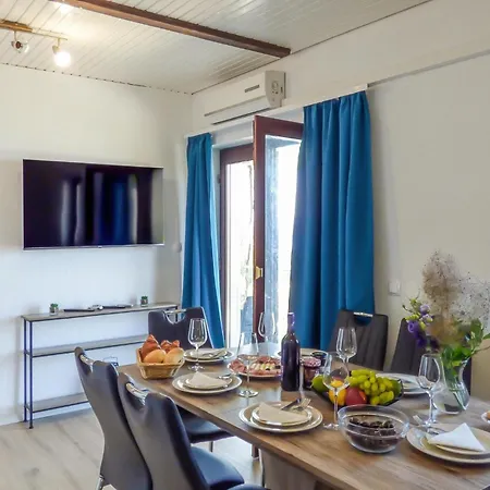 Lovely In With House Sea View *